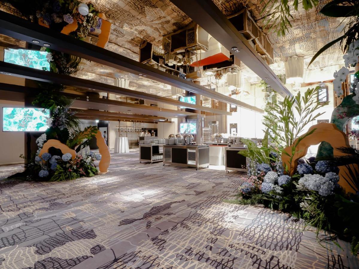 Chatrium Grand Banguecoque Exterior foto The interior of the 2018-built terminal
