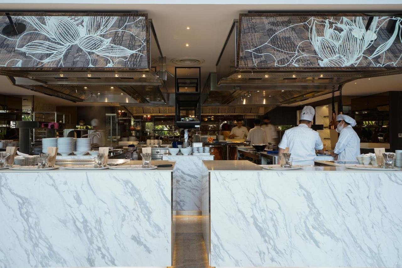Chatrium Grand Banguecoque Exterior foto The kitchen at the restaurant